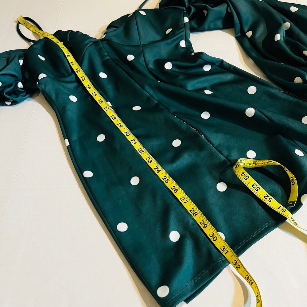 ASOS Polka Dot Cold Shoulder Dress Size 10 Green Cream NWT - Picture 7 of 8